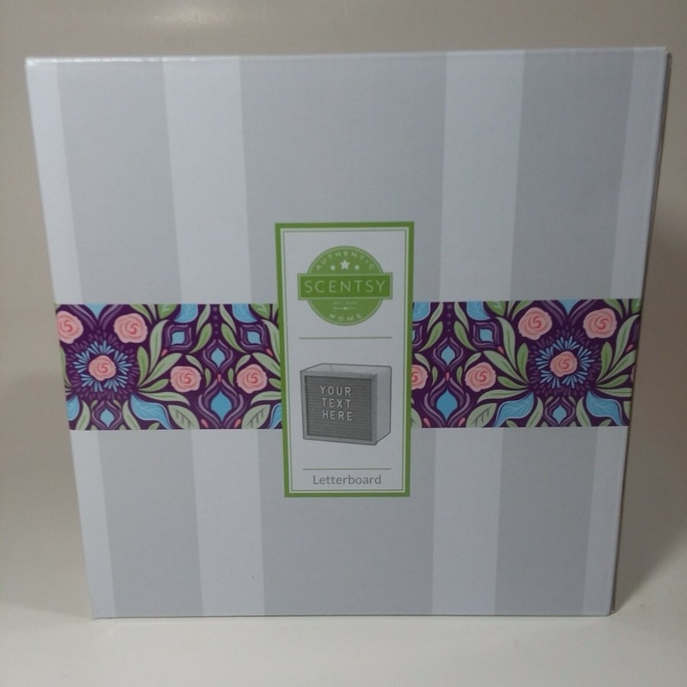 Scentsy Floral Letterboard Wax Warmer